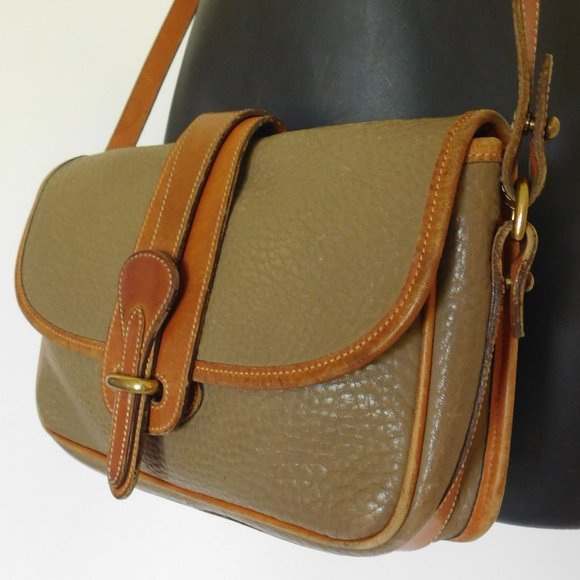RARE VINTAGE DOONEY & BOURKE ESSEX FLAP BL… - Picture 3 of 16